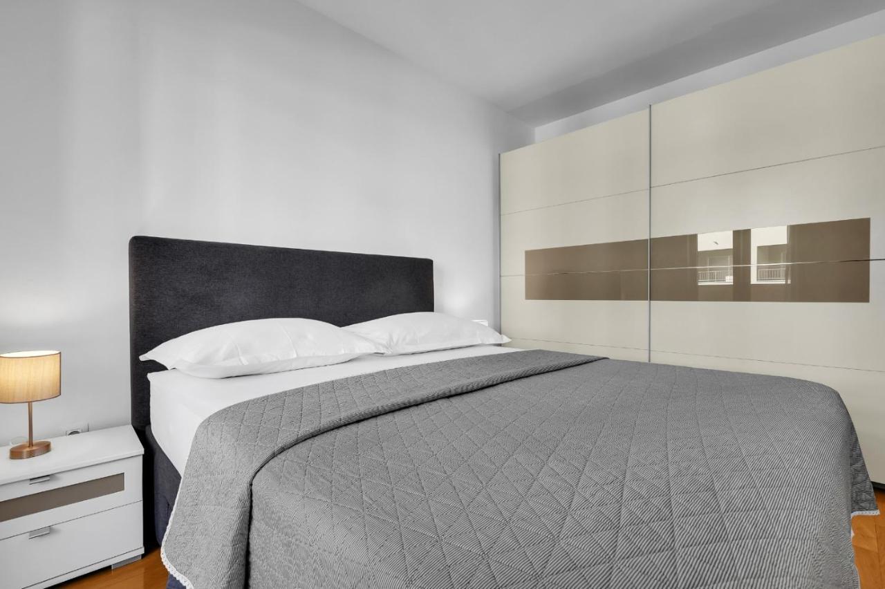 Apartman Linea Makarska Buitenkant foto