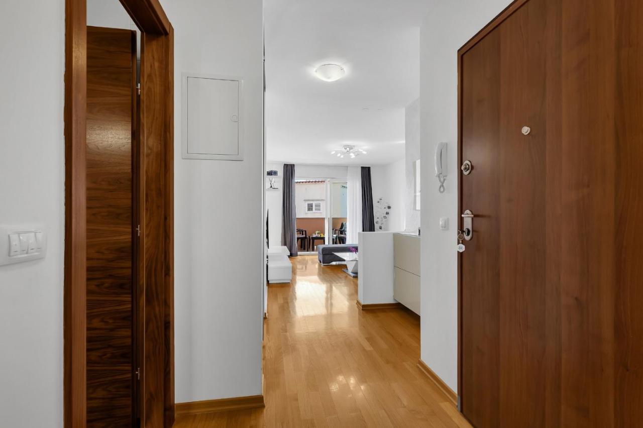 Apartman Linea Makarska Buitenkant foto