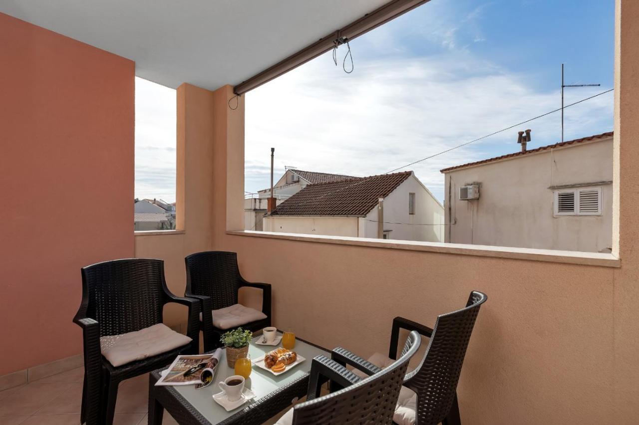 Apartman Linea Makarska Buitenkant foto